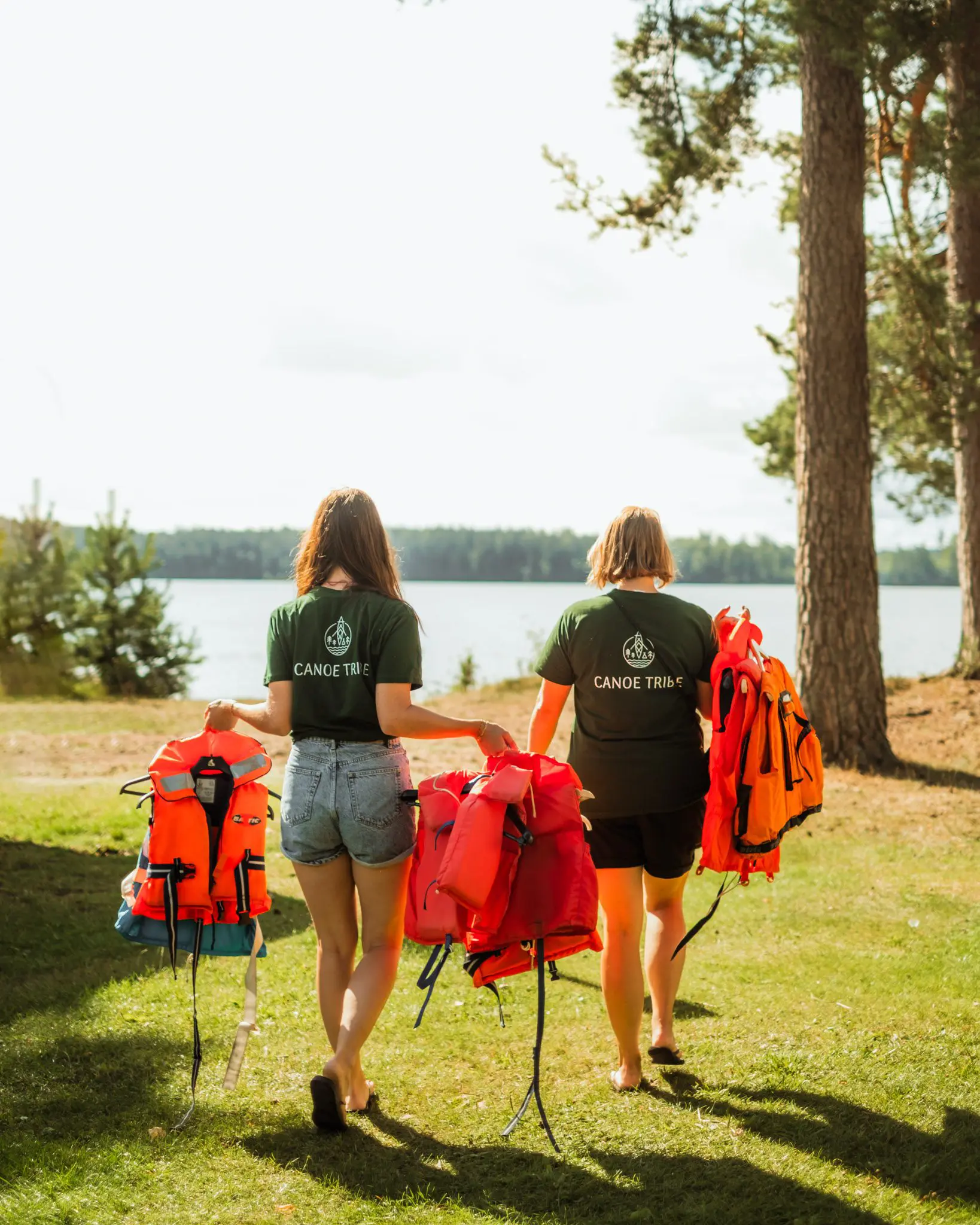vakantie zweden - met kinderen op reis - kanotocht Zweden- reizen met kinderen